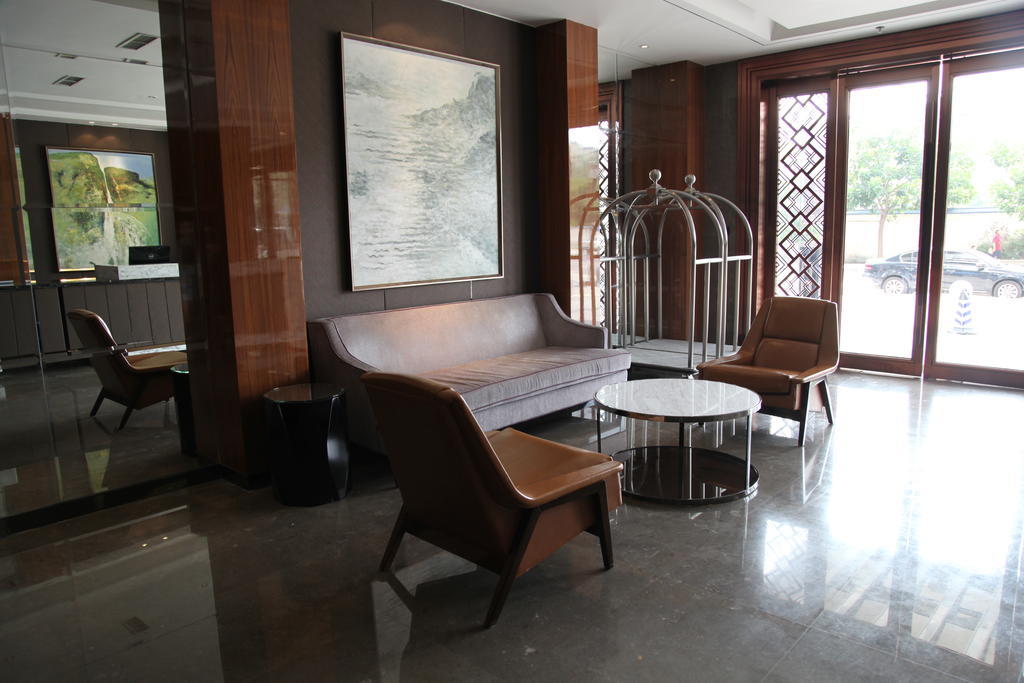 Leisden Hotel Chengdu Eksteriør billede