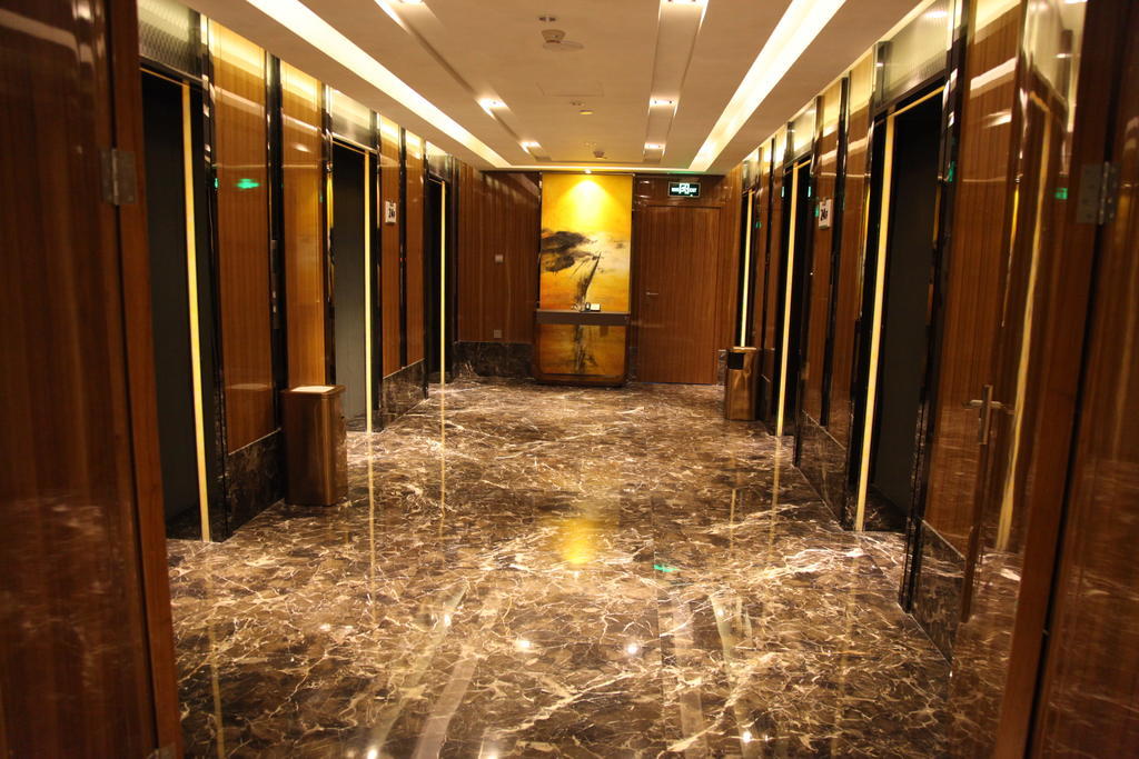 Leisden Hotel Chengdu Eksteriør billede